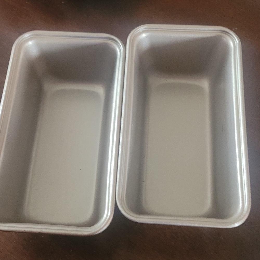 Set of Two Nonstick Loaf Pans - Silver